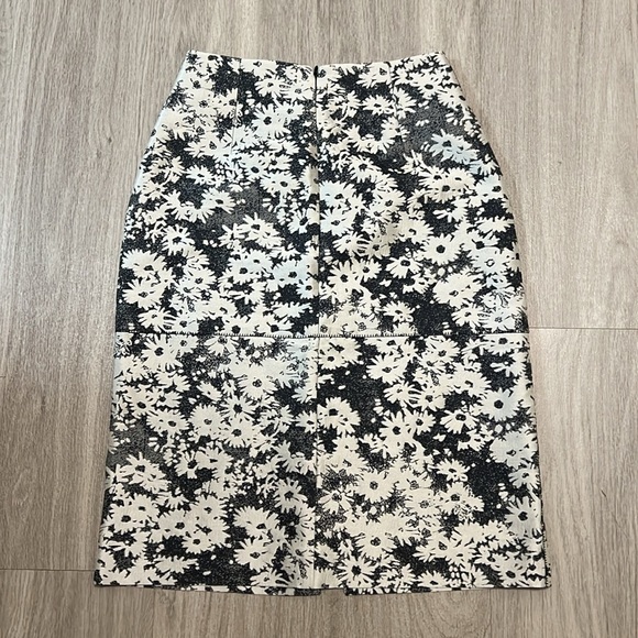 STELLA MCCARTNEY FLORAL SKIRT - Picture 2 of 5